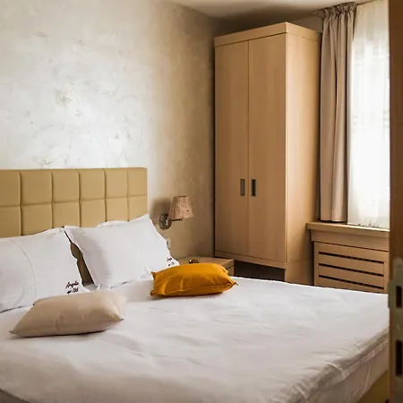 Apartment Pavle